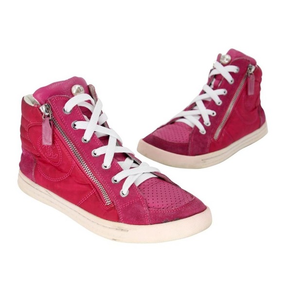 CHANEL Shoes - Chanel Paradarus Cc Monogram 38 Coco Mother Of Pearl Sneakers CC-0703N-0003